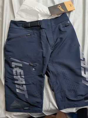 Leatt MTB Gravity 4.0 Shorts NWT XS