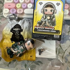 POP MART RARE Christmas Green 100% Mega Space Molly Series 4 Confirmed perfect