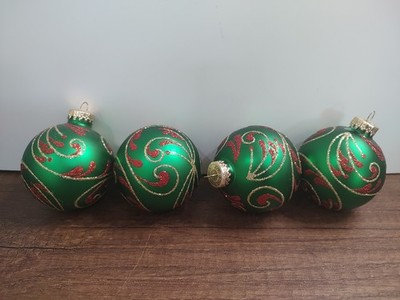 4 Glass Ball Christmas Ornaments Green Glitter Scroll Flourish Red Gold Glitter