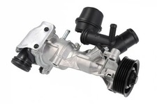 Pompe à eau Infiniti QX30