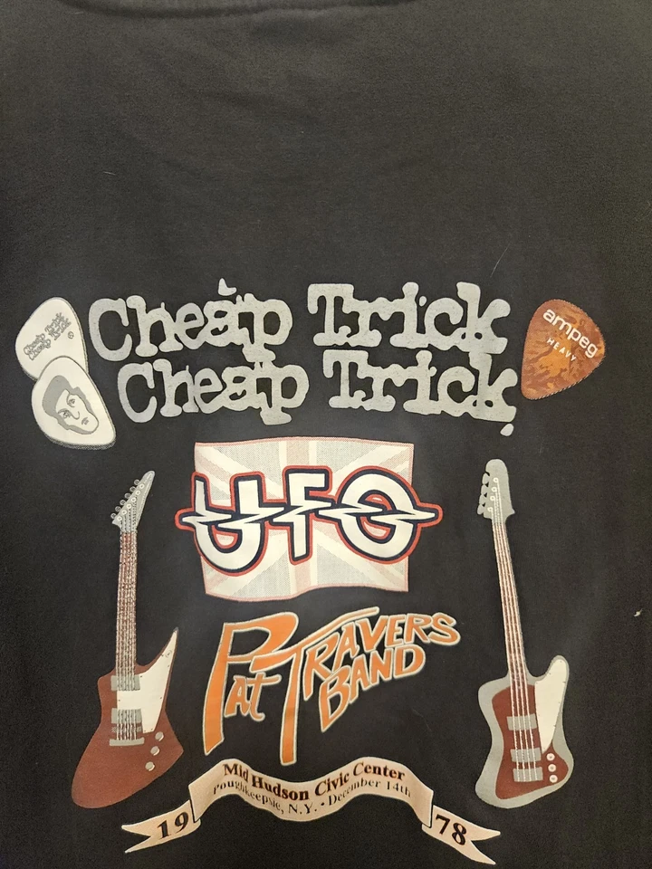 Vintage Cheap Trick UFO Pat Travers Band Tshirt Mens Size 3XL - Image 2 of 4