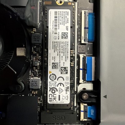 (OEM) Samsung PM9E1 2TB 2280 M.2 OPAL Gen5 NVMe (MZ-VLC2T00)
