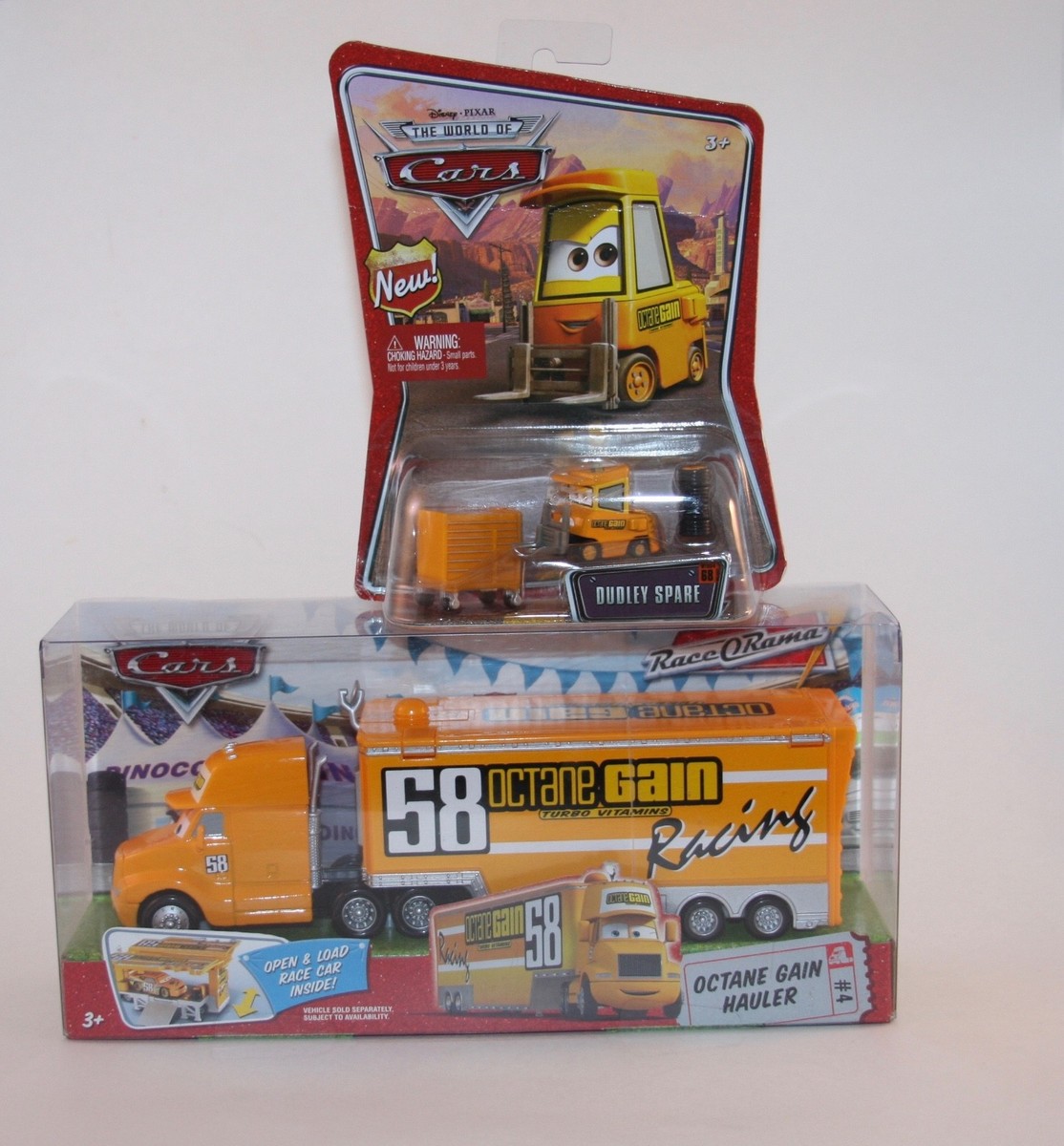 OCTANE GAIN (No.58)HAULER 2009カーズマテル Disney Pixar Cars Octane Gain No. 58 hauler semi truck and