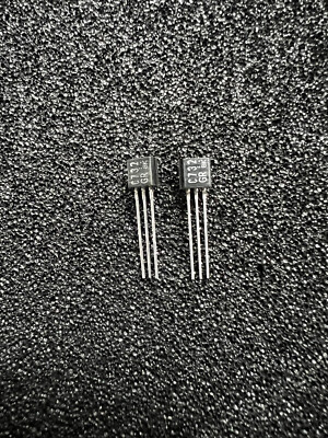 2 Stück/pcs. 2SC732GR (2SC732) - TOSHIBA TO-92 - SI NPN Epitaxial Transistor 30V