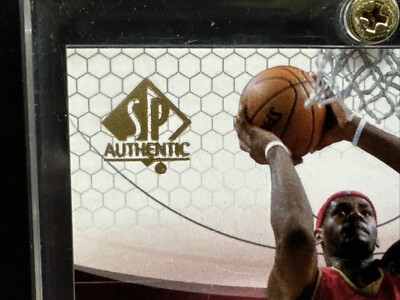 2004 SP AUTHENTIC #14 2ND YEAR LEBRON JAMES GOLD LIMITED #10/100