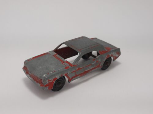 1964 1/2 Ford Mustang Tootsie Toy Red Chicago USA Metal Toy Car 2 1/4 Inch Used - Picture 3 of 5