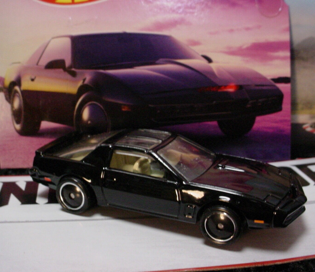 KITH - 新品未使用 MATTEL / KITH &quot;Hot Wheels Premium&quot; Kith Hot Wheels Batmobile, Para64 New Cars, Hot Wheels