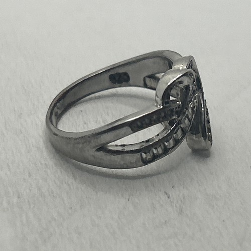 Vintage CZ Heart Ring Sterling Silver Cluster size 7.75, 925 - Picture 2 of 6