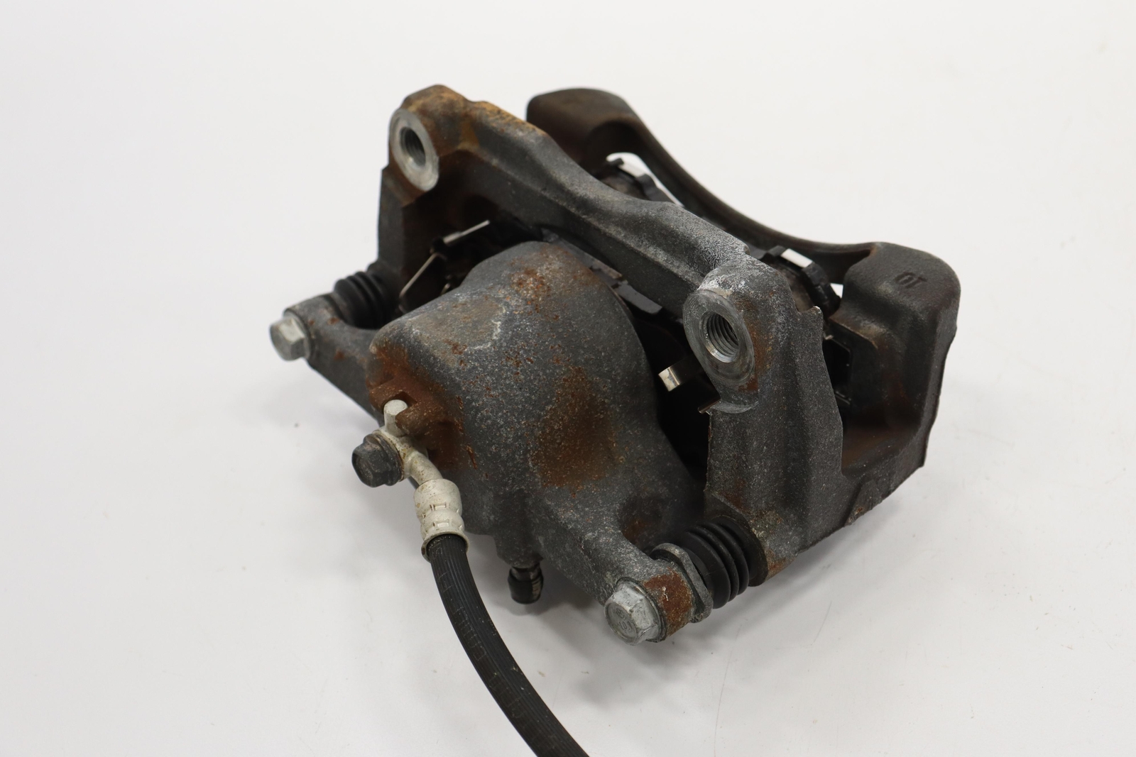 2014 2020 NISSAN ROGUE FRONT LEFT DRIVER SIDE BRAKE CALIPER ASSEMBLY OEM eBay