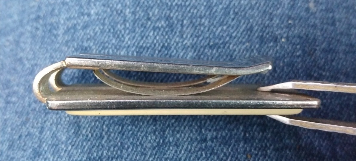 Picture 4 of 6