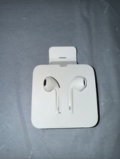 Apple Wired Earbuds - Lightning Port - NEW