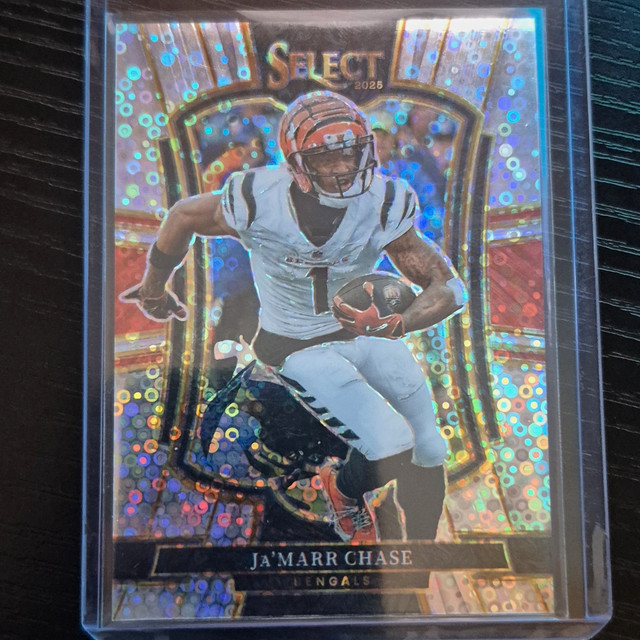 Panini 2025 Select Ja'Marr Chase #157 Bengals Premier Level Disco Prizm