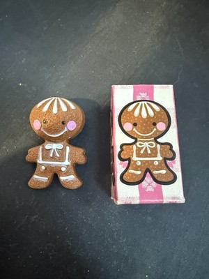 1972 VTG Avon Fragrance Glace Pin Pal - Gingerbread White Frosting - New!