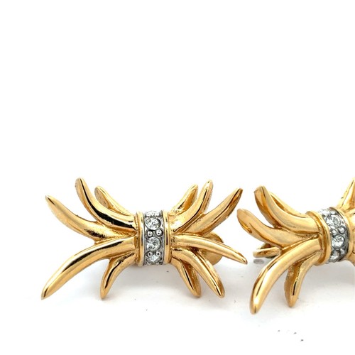 Hermosos pendientes de clip Givenchy para mujer - Imagen 2 de 5