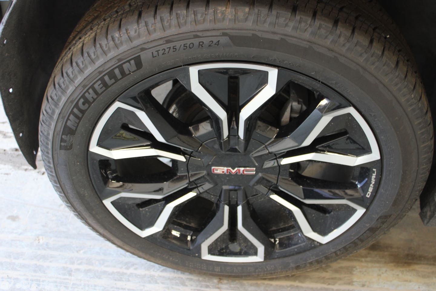 Wheel 6 Spoke 24x9 Opt Ree Fits 24-26 SIERRA DENALI EV 3235735
