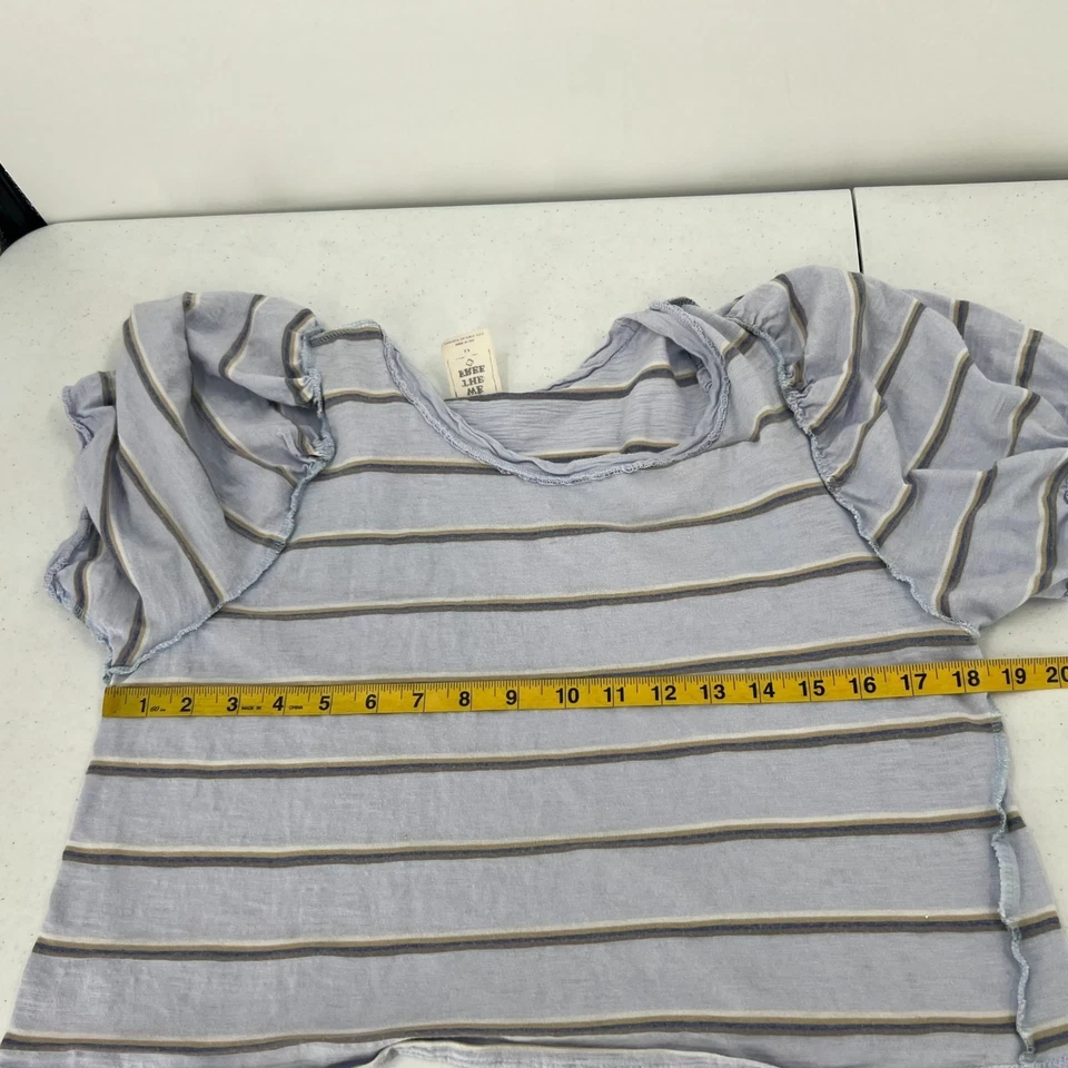 Camiseta Boho Free People S/P We The Free Top Corto a Rayas Costura Cruda Manga Abullonada Foto 4 de 4