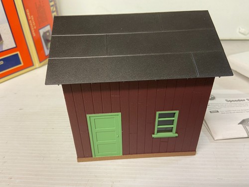 Lionel 6-34163 SPEEDER SHED Building for Lionel Train Sets NEW MINT - Picture 10 of 15