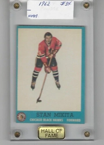 1962-63 Topps #34 Stan Mikita Chicago Black Hawks 