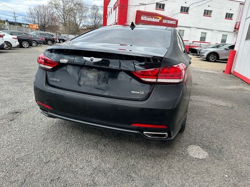 2015 Hyundai Genesis 3.8 - Picture 6 of 6