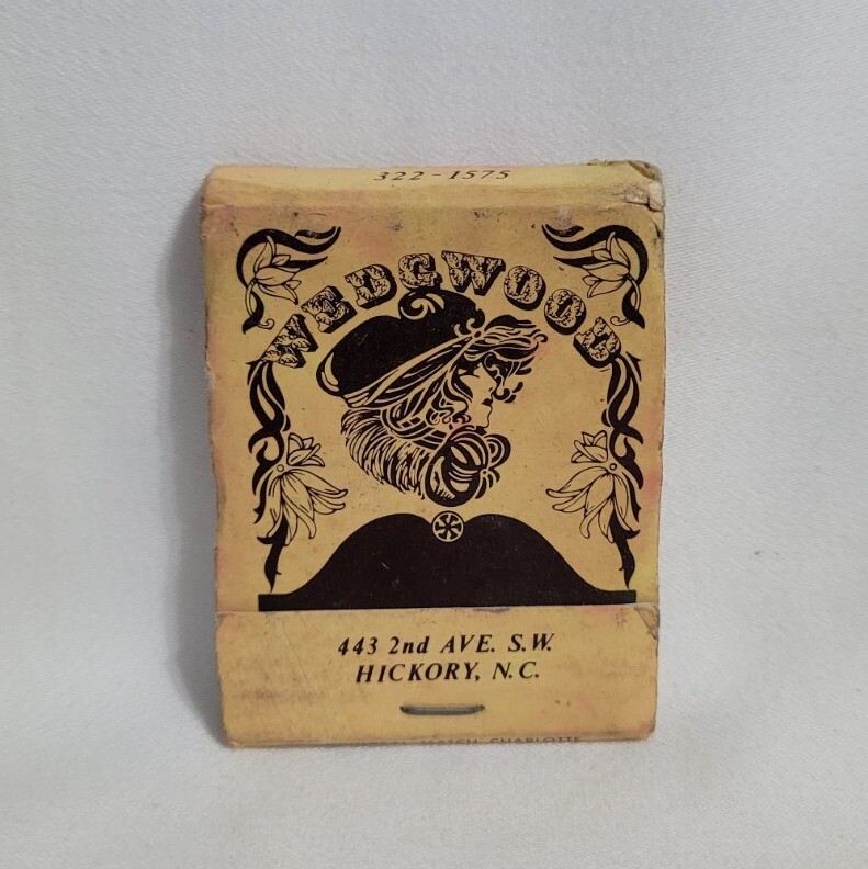 Vintage Wedgwood Girlie Matchbook Advertising Hickory NC Restaurant Collectible