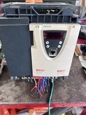 schneider electric vfd ATV61HD11N4