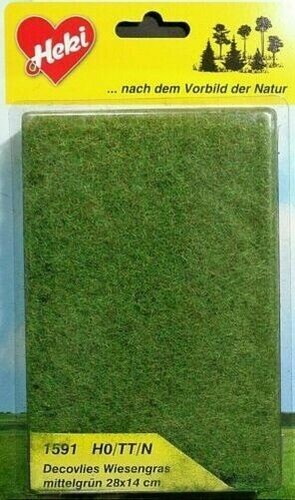 Diorama Tapis d'herbes de prairie vert clair 28 x 14 cm HEKI HEK1590
