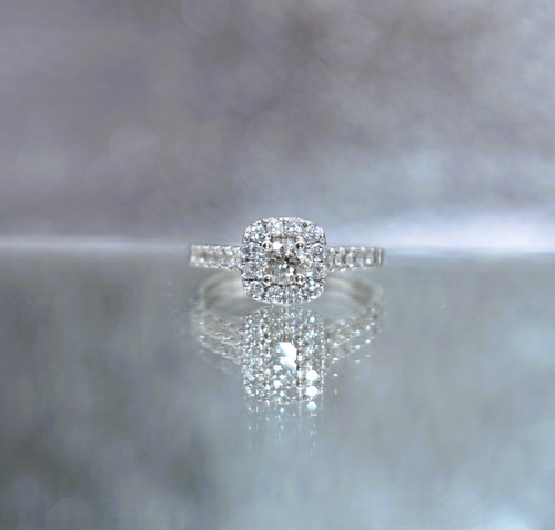 1/2 CT TDW White Diamond Solitaire w/Halo 10 K White Gold Engagement Ring 2.4 g - Picture 14 of 20