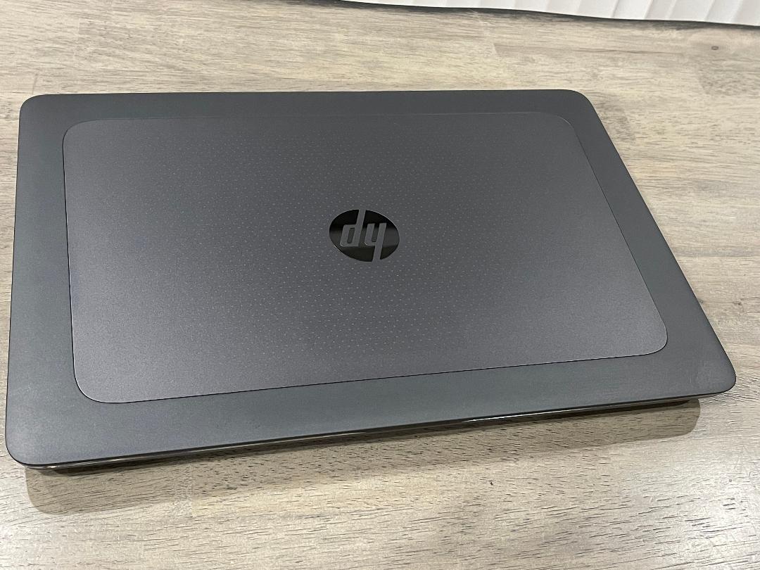 超美品 HP ZBook 15 G3 Xeon E3 Quadro M2000M HP ZBOOK 15 (G3) CORE (i7-6820HQ, 512GB SSD, 16GB) RAM NVIDIA