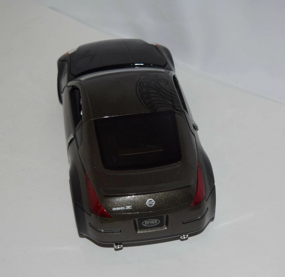 ERTL JoyRide escala 1/18 - Fast & Furious Tokyo Drift 2003 Nissan plata oscura 350 Foto 3 de 4