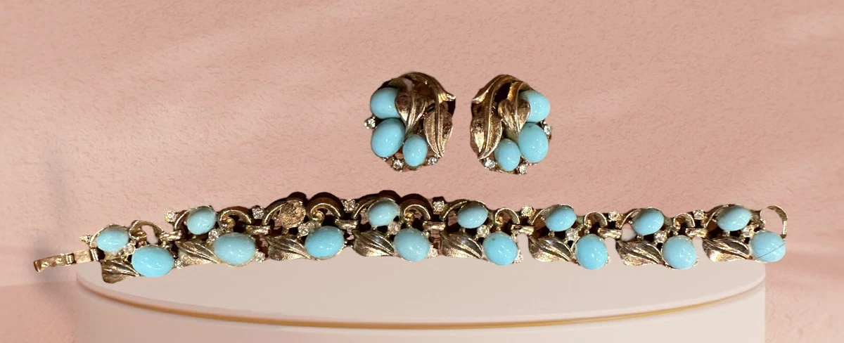 CROWN TRIFARI LOVELY BLUE LUCITE FLOWER BRACELET EARRINGS SIGNED