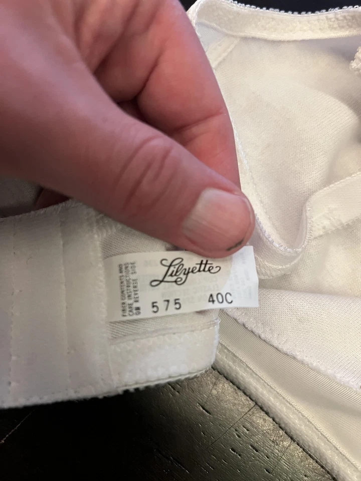 Lilyette Bra Womens 40C White Soft Cup Wirefree Back Closure Made in USA 575 - Image 3 of 4