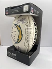 SAN DIEGO CHARGERS AUTOGRAPHED FOOTBALL. 8 PLAYERS AUTOGRAPHS