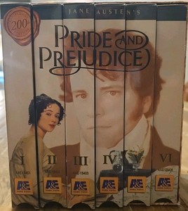 その他 Pride &amp; Prejudice [VHS] Amazon.com: Jane Austen's Pride and Prejudice (Six Piece