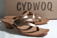 NWB CYDWOQ Cydney Mandel Cupertino Bronze Kitten Heel Sandals 40