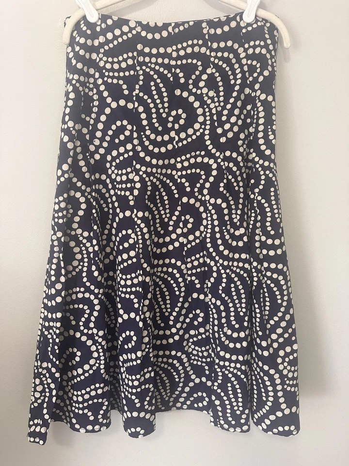 Saia Midi Anthropologie Estampada Algodão Azul Marinho Bolinhas Redemoinho Tamanho M - Imagem 3 de 4