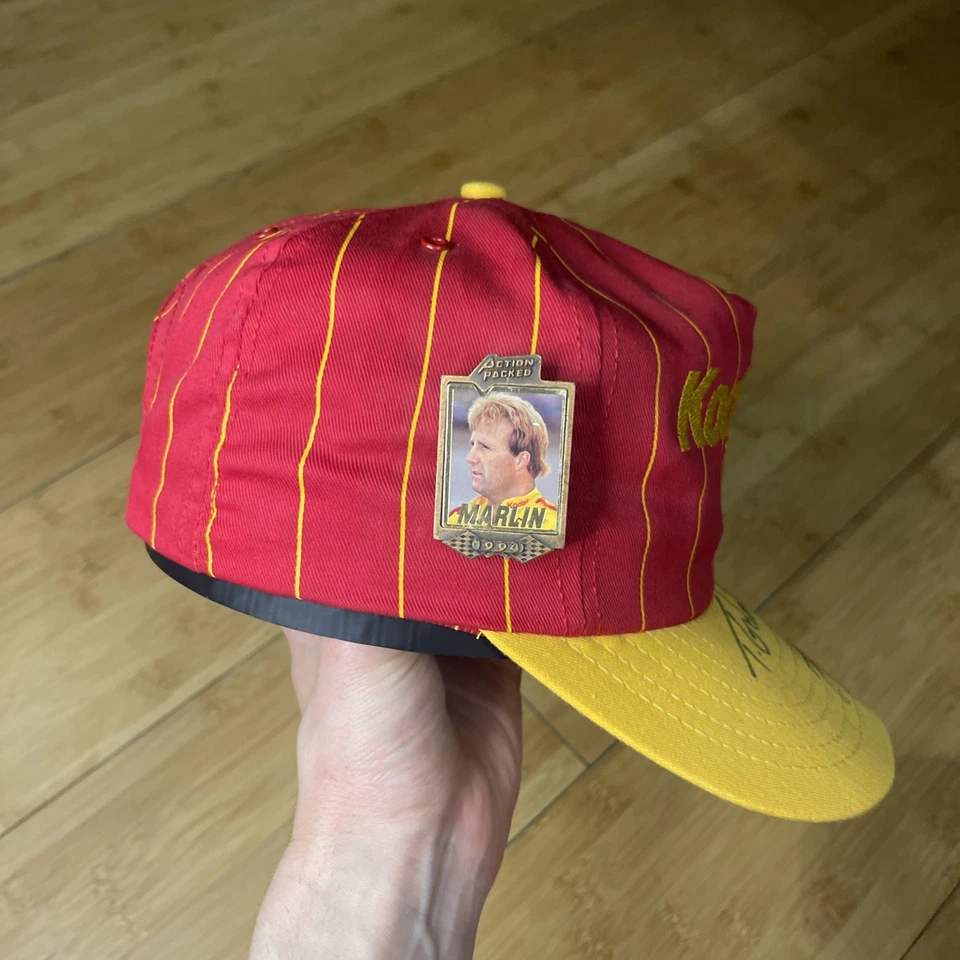 De colección Kodak Film Racing con 4 prendedores Marlin 1994 autografiados firmados a rayas sombrero a presión Foto 2 de 4
