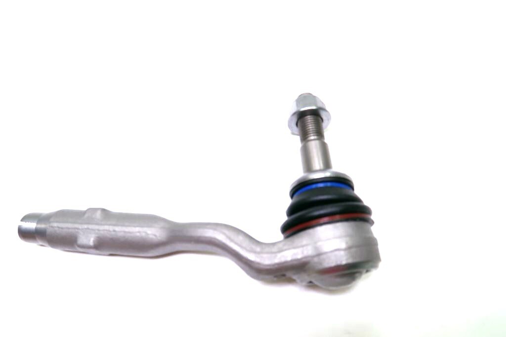 Rolls Royce Ghost Dawn Wraith right outer tie rod end