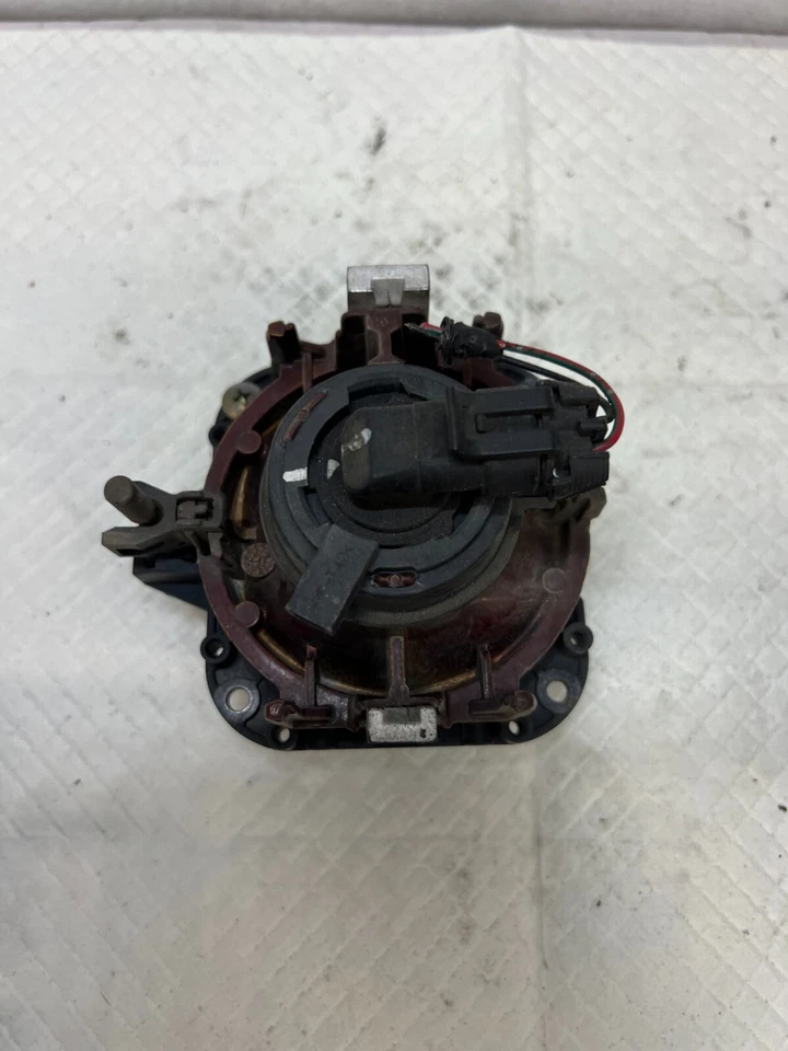 Mitsubishi Eclipse 2002 pasajero derecho luz antiniebla MR563705 OEM (A3-67/1 Foto 3 de 4