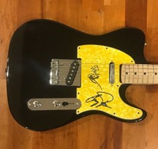 * THE GUESS WHO * signed electric guitar * GARRY PETERSON & RANDY BACHMAN * 2