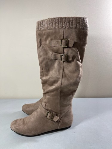 SIDE ZIP KNEE HIGH AIEEDA BOOTS SIZE 