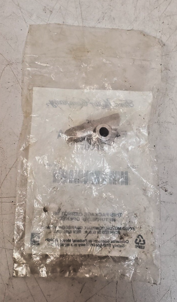 Ford Injector Oil Deflector Spout F4TZ9G524A F201C 072004 eBay