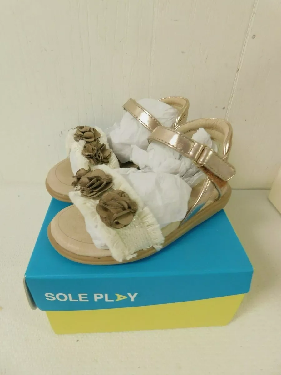 Sparky clearance ka sandal