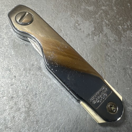 Vintage 10-049 Stanley Folding Knife Box Cutter