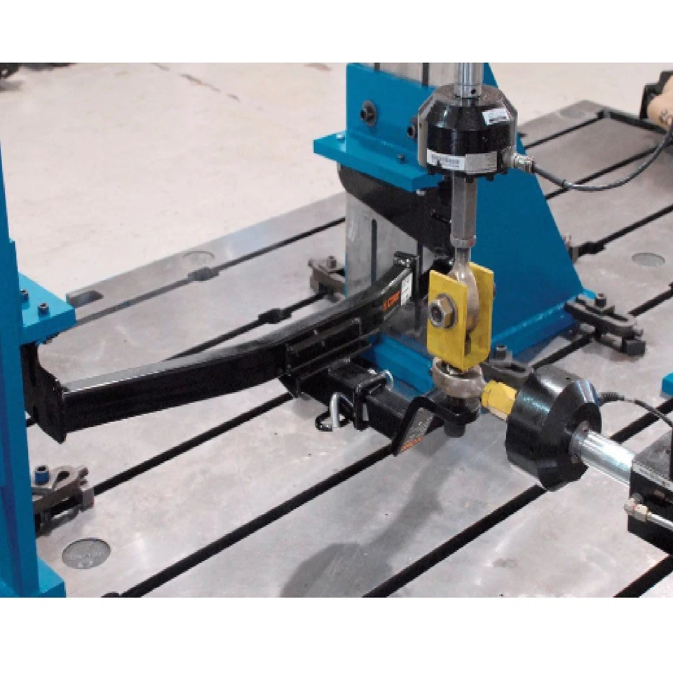 Curt Class 1 Trailer Hitch & Wiring for 2003-2011 Saab 9-3 Foto 4 de 4