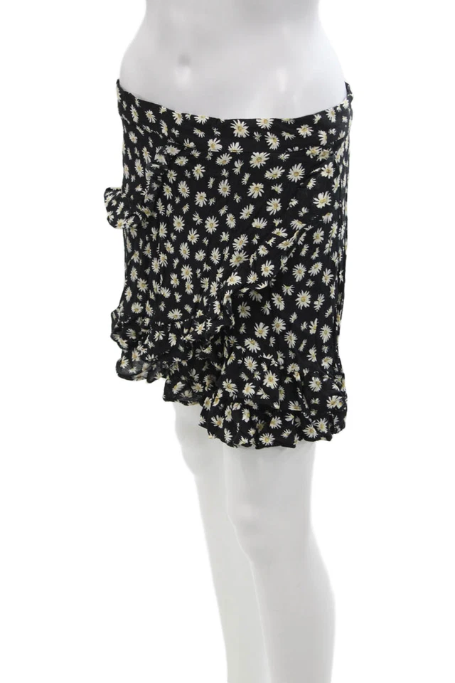 Pantalones Cortos Para Mujer Zara Cierre de Cremallera Volantes Frente Plano Floral Talla L Foto 2 de 4