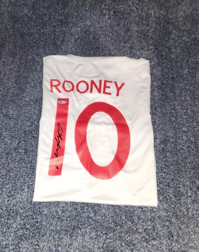 Wayne Rooney Hand Signed Soccer Jersey  - Team England / Beckett  / COA /