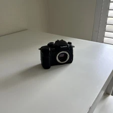 Panasonic Lumix GH4 Camera Body