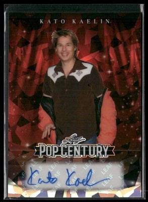 2026 Leaf Pop Century - Base Crystal Red Autographs Kato Kaelin 1/2