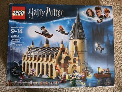 LEGO 75954 Harry Potter Hogwarts Great Hall 878 Pieces 10 Characters New Sealed 