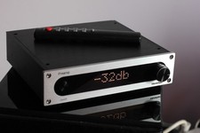 Passive PRECISION preamp XLR. Relay attenuato...